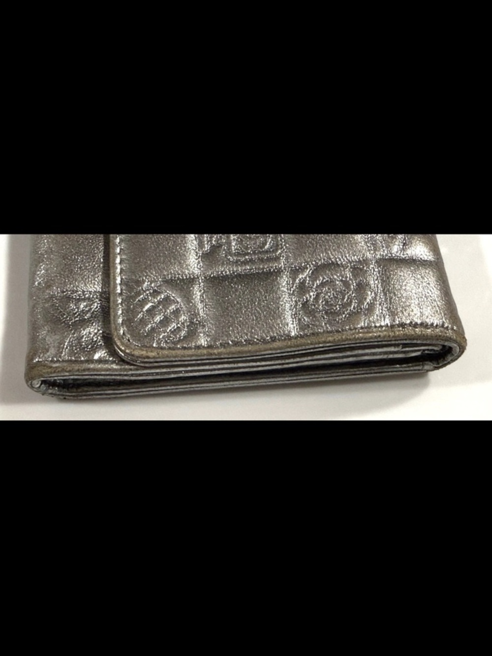 CHANEL - Metallic Quilted CC Logo Wallet Icon Series Leather RARE!! - Picture 6 of 10